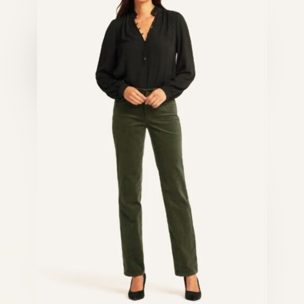 New NYDJ Marilyn Straight Olive Green Velveteen Pants 14P - Picture 1 of 8